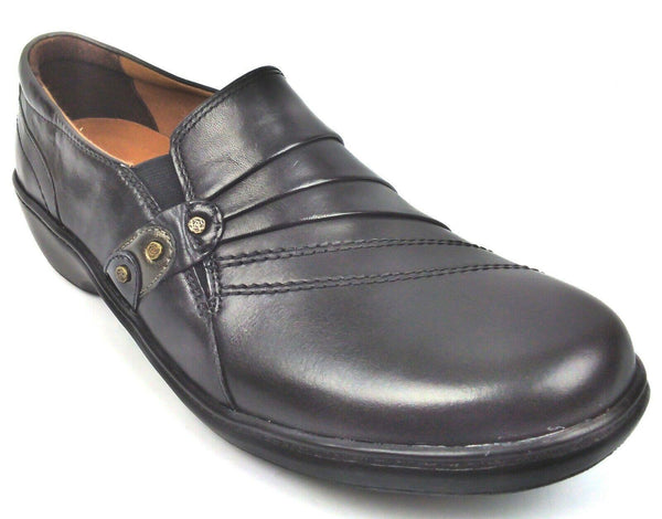 Aravon Women's Loafers Slip On Flat Leather Shoes Danielle AR New in Box