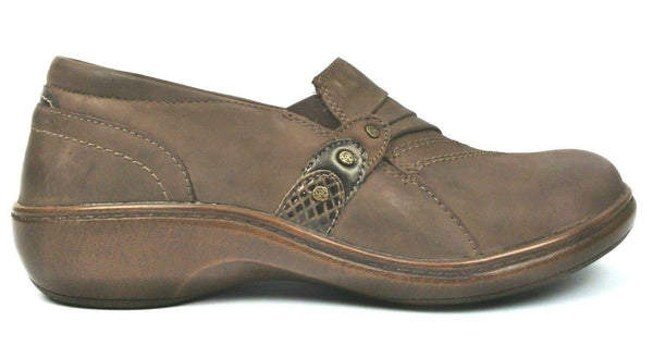 Aravon by New Balance Women's Loafers Slip On Casual Shoe Danielle AR New in Box
