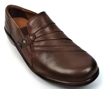 Aravon Women's Loafers Slip On Flat Leather Shoes Danielle AR New in Box