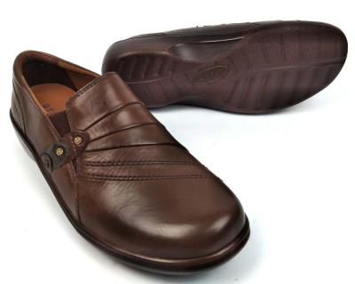Aravon Women's Loafers Slip On Flat Leather Shoes Danielle AR New in Box