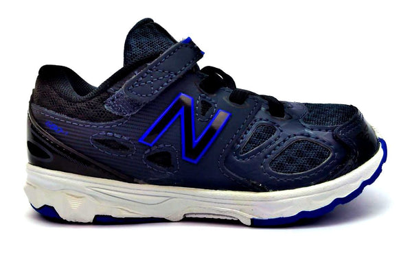 New Balance Kids Boys Running Shoes Hook and Loop Black Blue New in Box